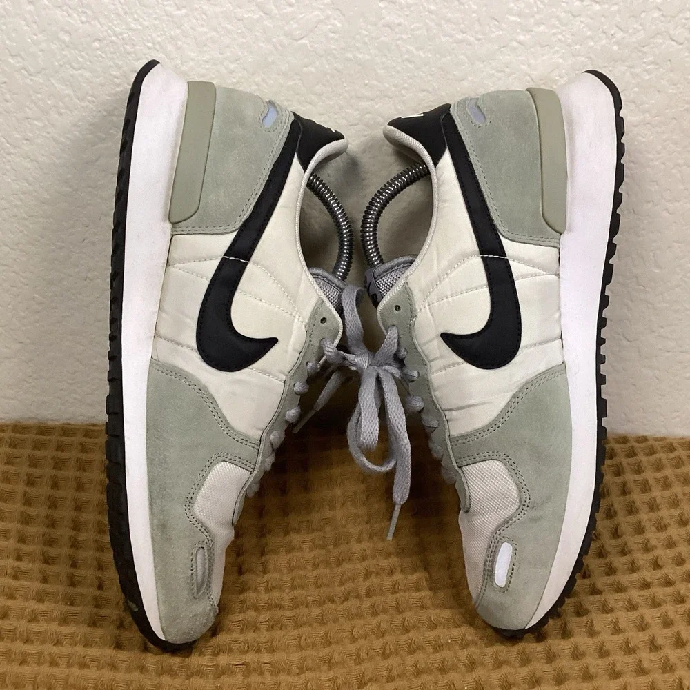 Nike Internationalist Mens Sz 9 White Grey Retro Runner Shoes Sneakers